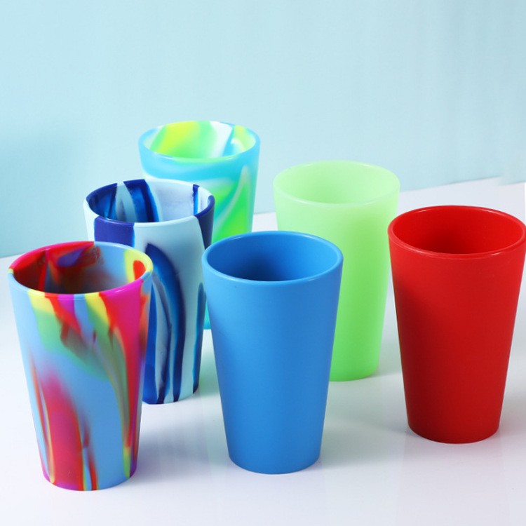 custom silicone bottle sleeve